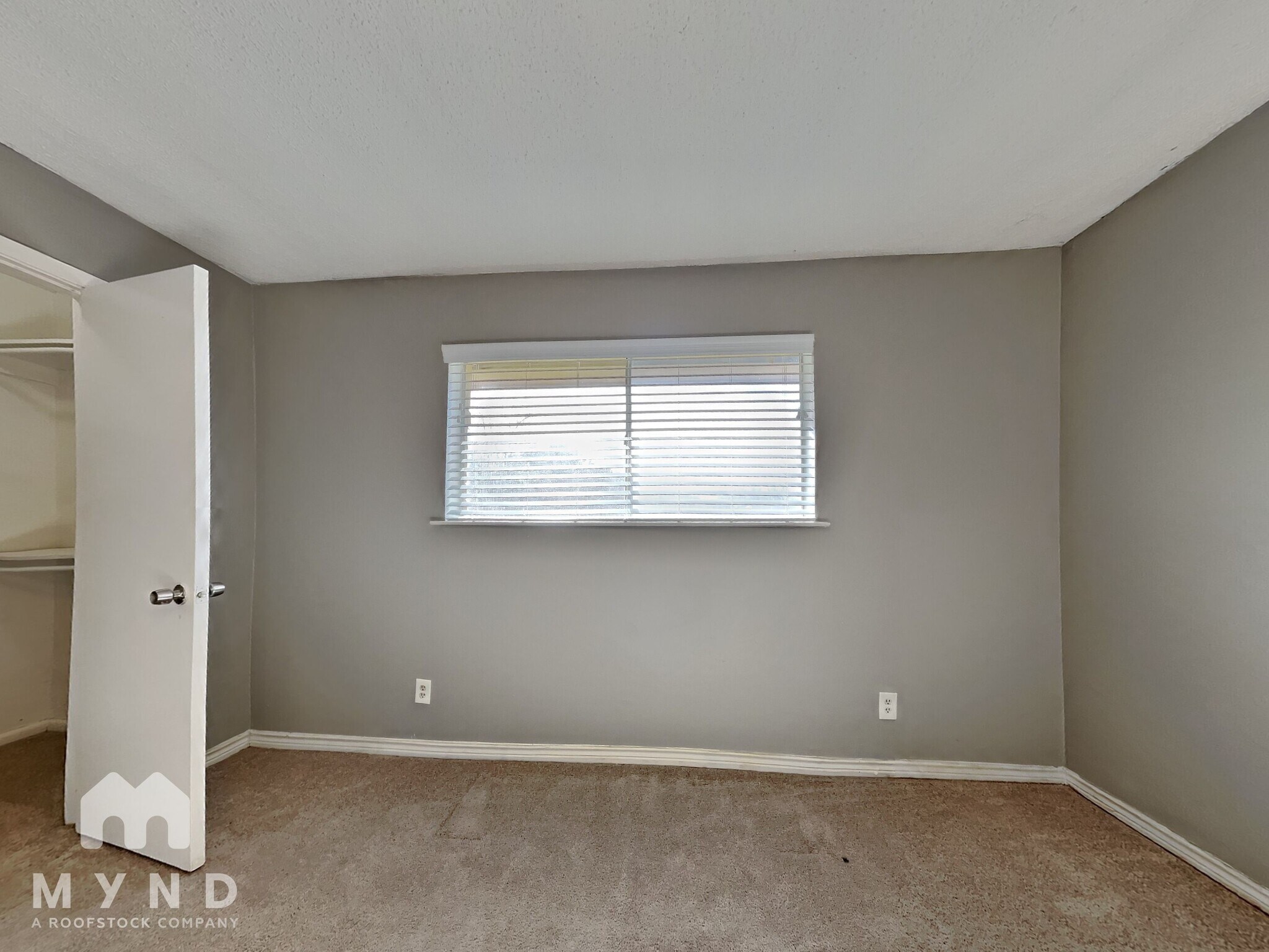 Building Photo - 314 Towne House Ln