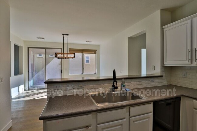 Building Photo - 2863 S Arroyo Ln
