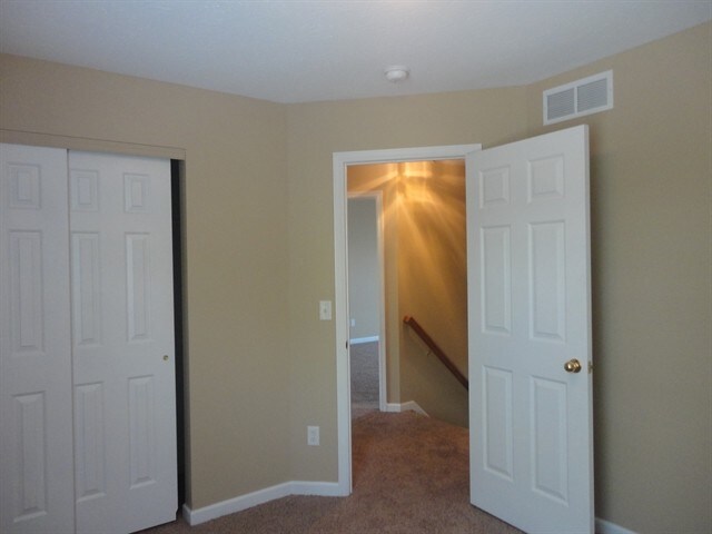 Building Photo - 7714 Sycamore Woods Ln
