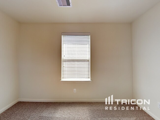 Building Photo - 5002 Pacific Ridge Ln