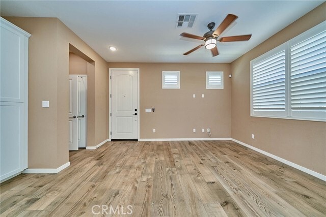Building Photo - 35879 Landon Ln