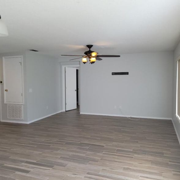 Building Photo - 5057 Gandross Ln