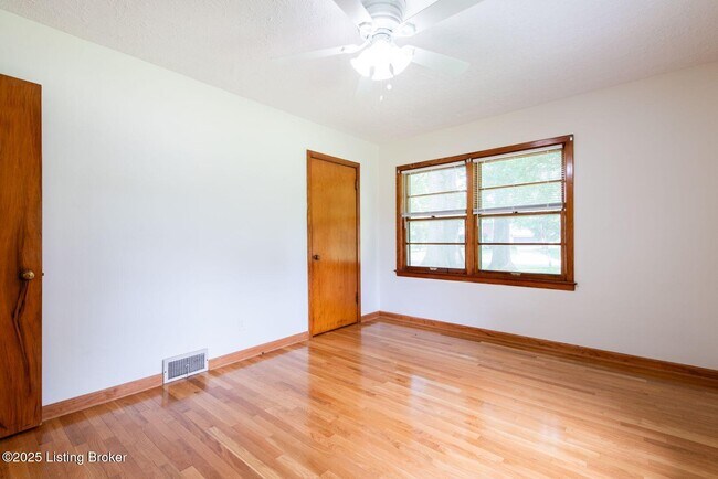 Building Photo - 2816 Milburn Ave