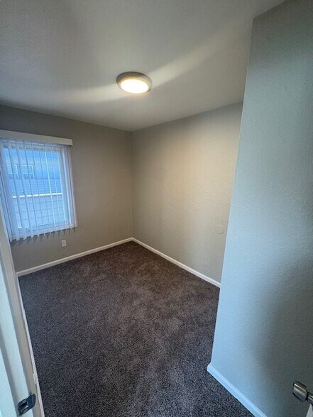 Building Photo - 2567 Foothill Blvd