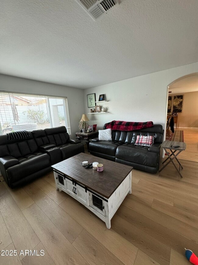Building Photo - 3821 N Sawtooth Cir