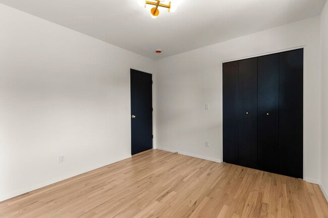 Building Photo - 1425 NW 122nd Ave