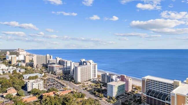 Building Photo - 202 70th Ave N