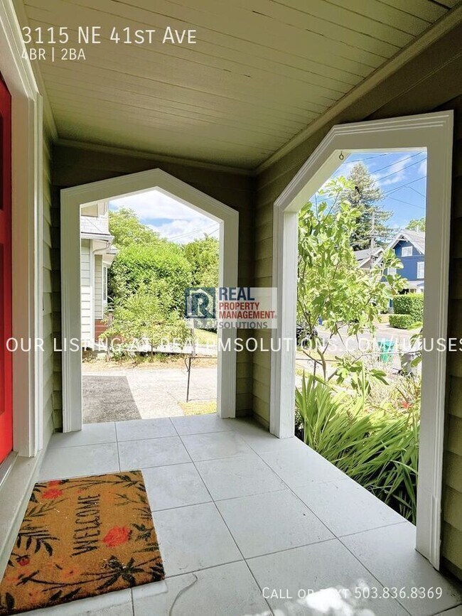 Building Photo - 3115 NE 41st Ave