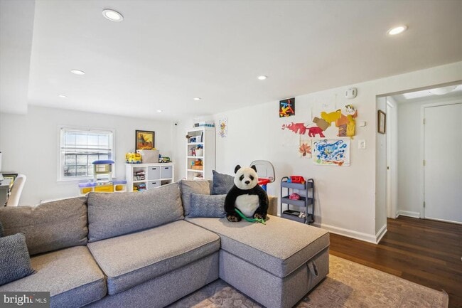 Building Photo - 7309 Pinecastle Rd