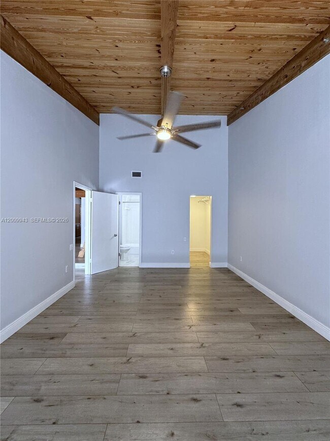 Building Photo - 13640 SW 102nd Ln