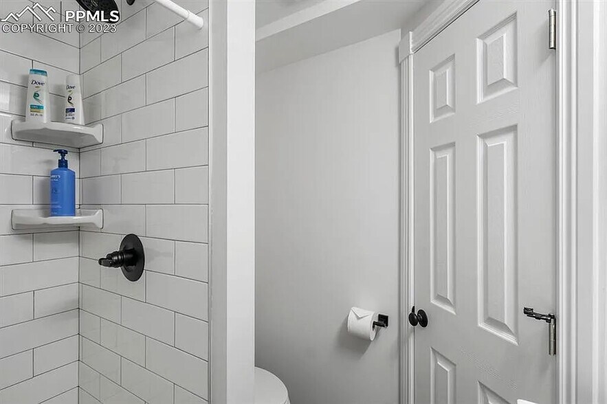 Building Photo - 1706 Arbor Way