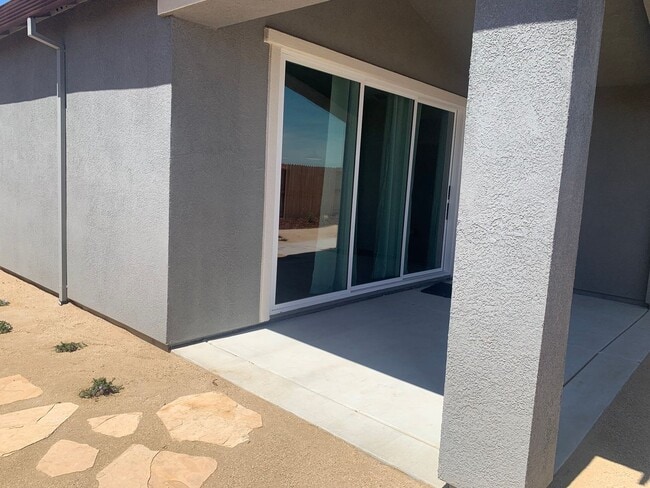 Building Photo - Brand NEW 4 bedroom 1 story home Rancho Co...