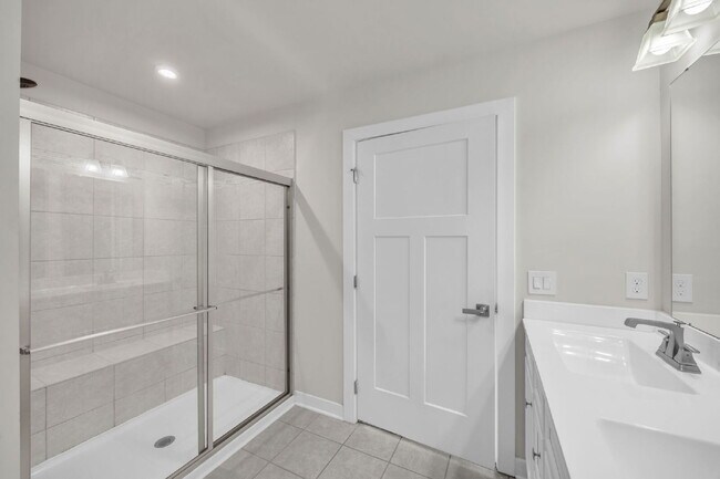 Building Photo - Beautiful 3BR / 2BA Craftsman-Style Home in Durbin Oaks in Fountain Inn $1995/mo***