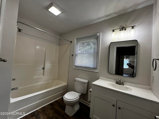 Building Photo - 1405 N Carolina Hwy 343 S