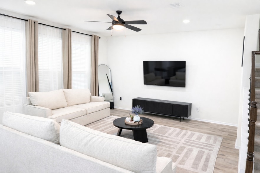 Living Room - 708 Yellow Ribbon Trl