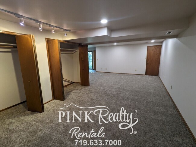 Building Photo - 19935 Hamal Dr