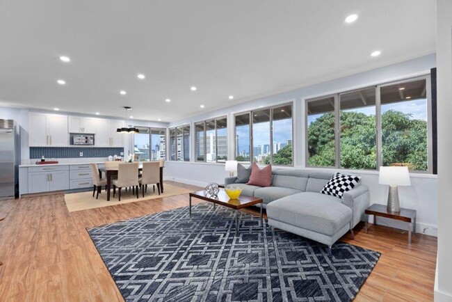 Building Photo - NEWLY Remodeled 4 BED/2 BA Home in Makiki ...