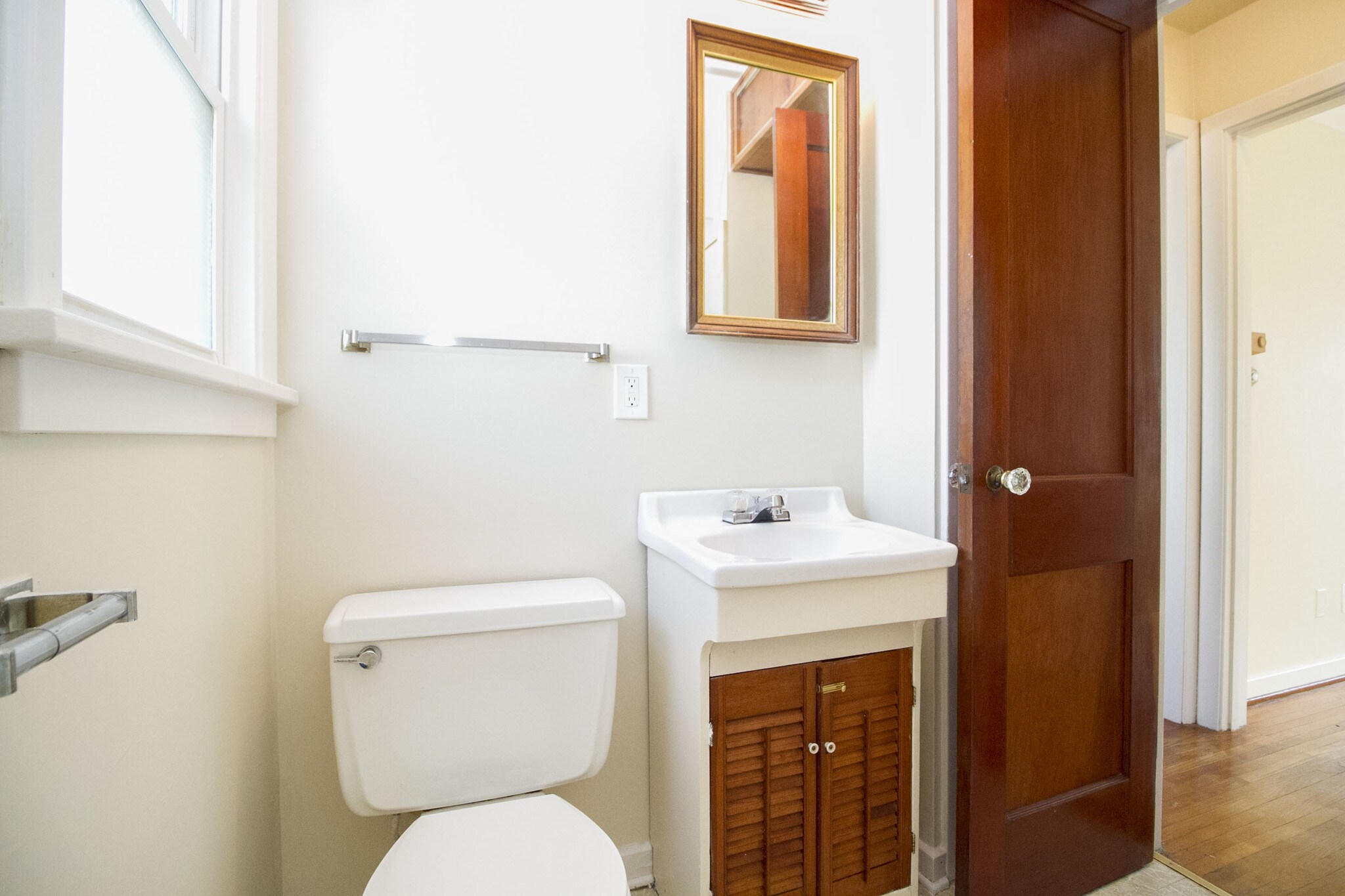 Building Photo - 2355 Ward St