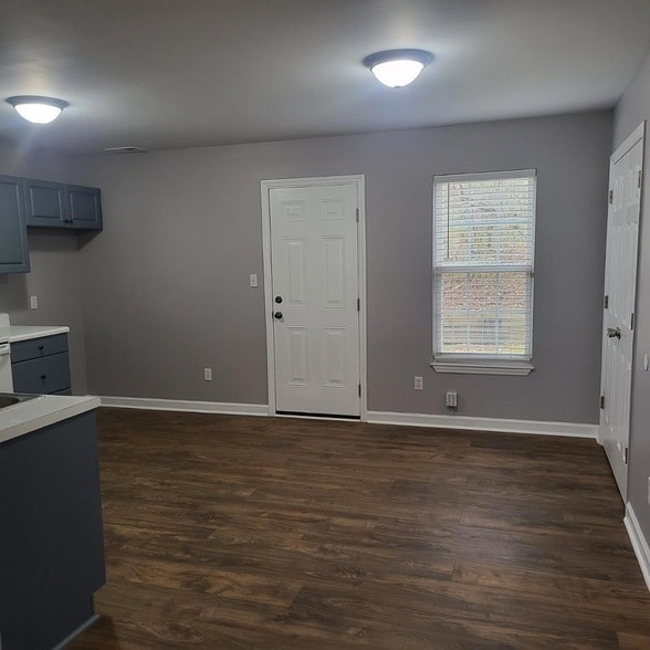 Building Photo - 1622 Briarmont Ct
