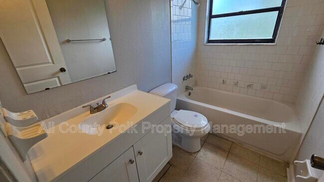 Building Photo - 2929-2929 9 Iron Dr