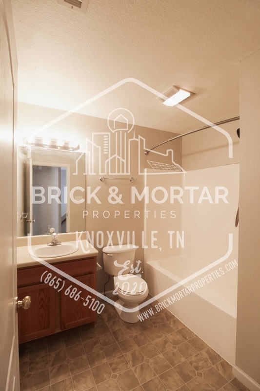 Building Photo - 3718 Sean Grove Way