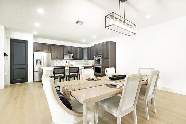 Building Photo - 6151 Yerba Buena Ct