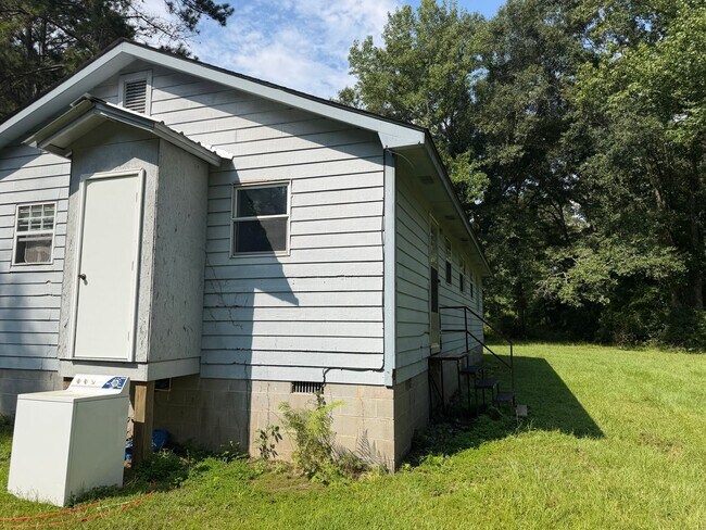 Building Photo - 177 Sunnybrook Rd
