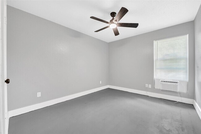 Building Photo - 3802 Dabney St