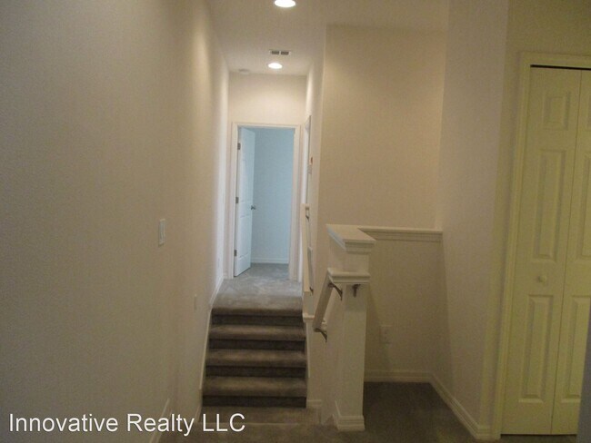 Building Photo - 3 br, 2.5 bath House - 2468 Sedge Grass Way