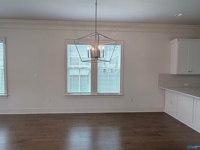 Building Photo - 108 Napolean Ave