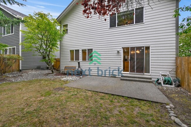 Building Photo - 4 Bed, 2.5 Bath | Spacious 2,460 Sq. Ft. Sammamish Home in a Top-Tier School District with Parks ...