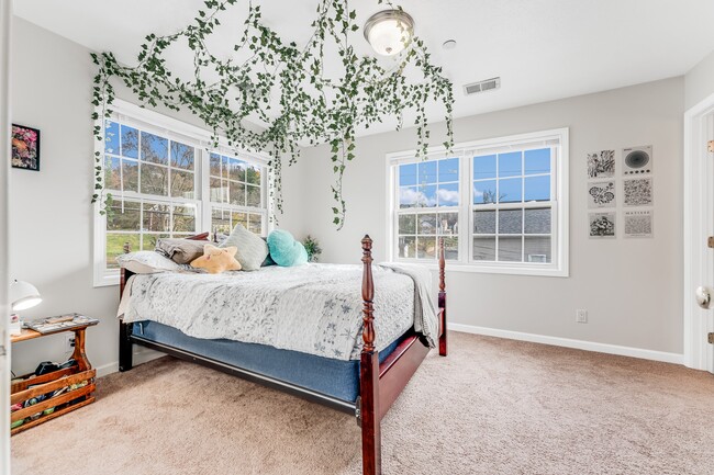 Floorplan - McLane Apartments