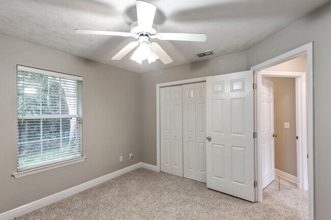 Building Photo - 7103 Shady Grove Way