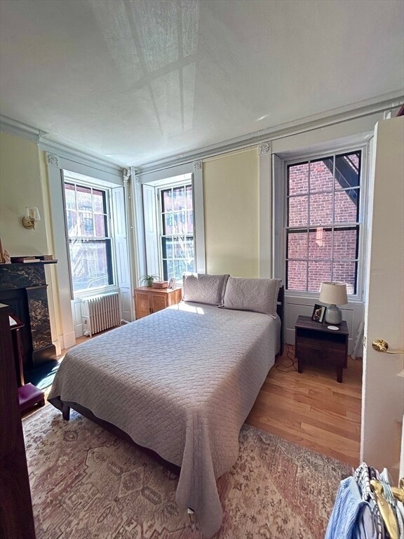 Building Photo - 2 Phillips St