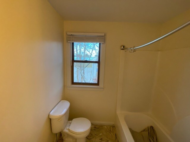 Building Photo - 26 Lone Tree Rd