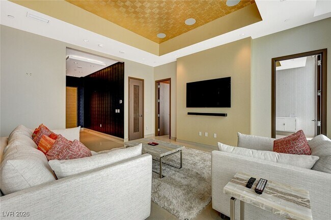 Building Photo - 3750 S Las Vegas Blvd