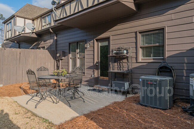 Building Photo - 2335 Acton Park Cir