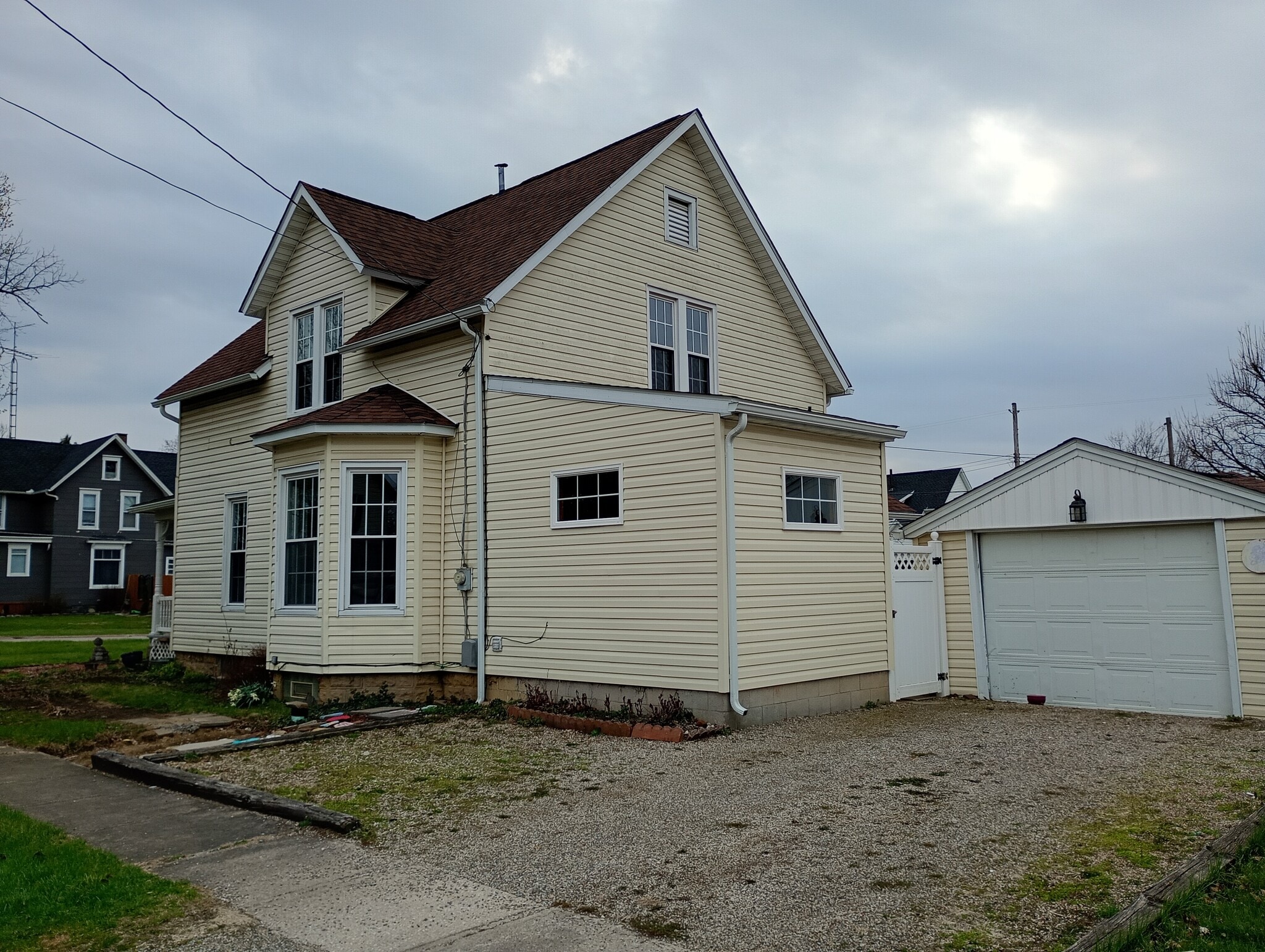 Building Photo - 501 W Main St