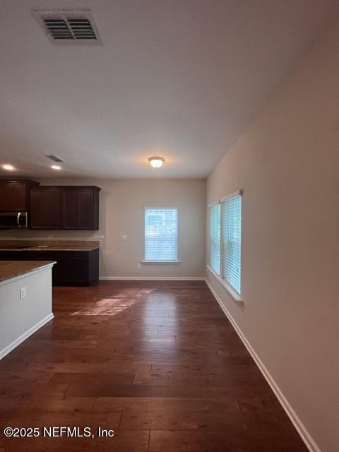 Building Photo - 37 Fernbrook Dr