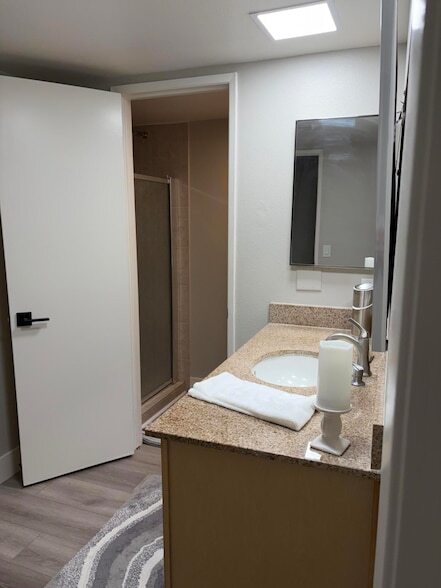 Building Photo - 48939 Eisenhower Dr