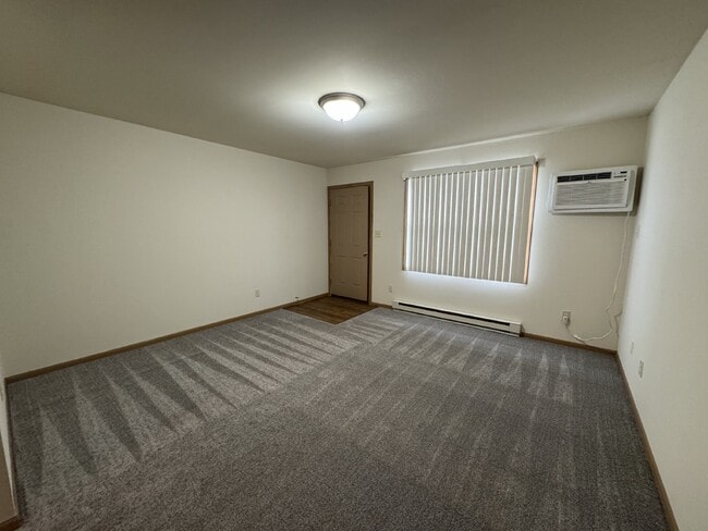 Building Photo - Beautiful 1BD/1B Apartment in Marseilles!