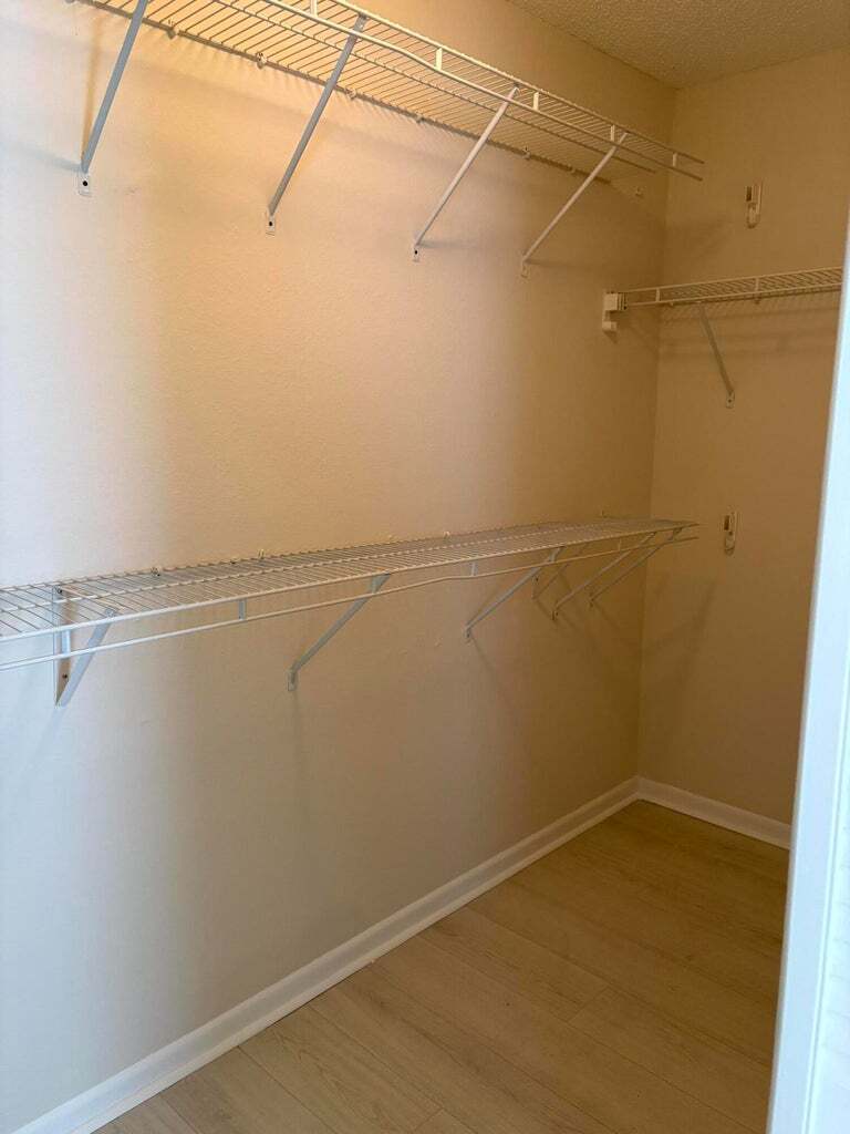 Building Photo - 10749 Cypress Lake Ter