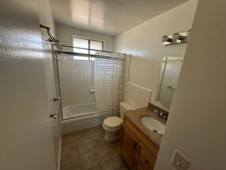 Building Photo - 9665 Workman Ave
