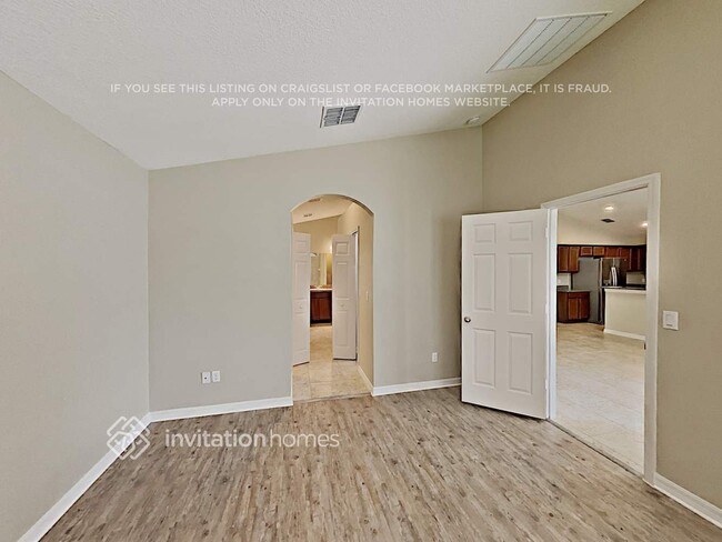 Building Photo - 12947 Sawgrass Pine Cir