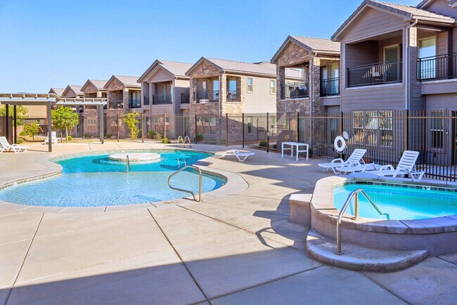 Building Photo - 350 W Old Hwy