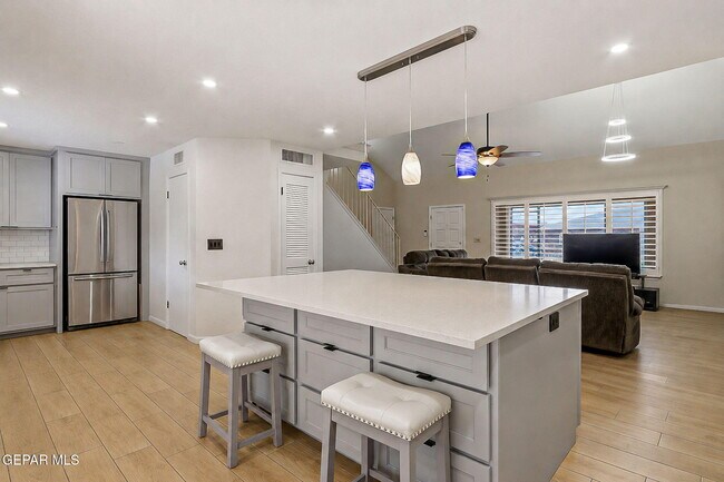 Building Photo - 4504 Maj Sprague Ave
