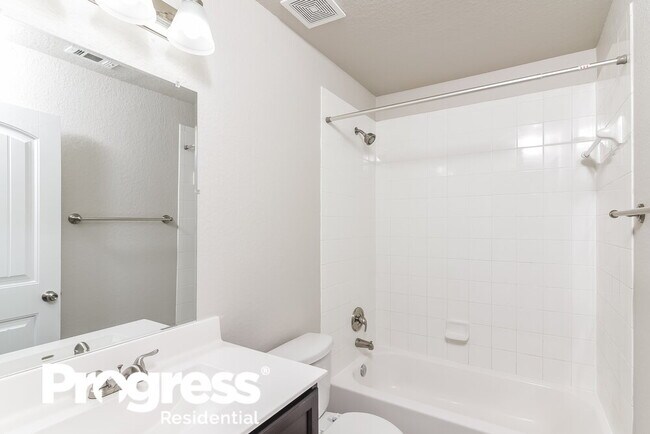 Building Photo - 11519 Verde Bend