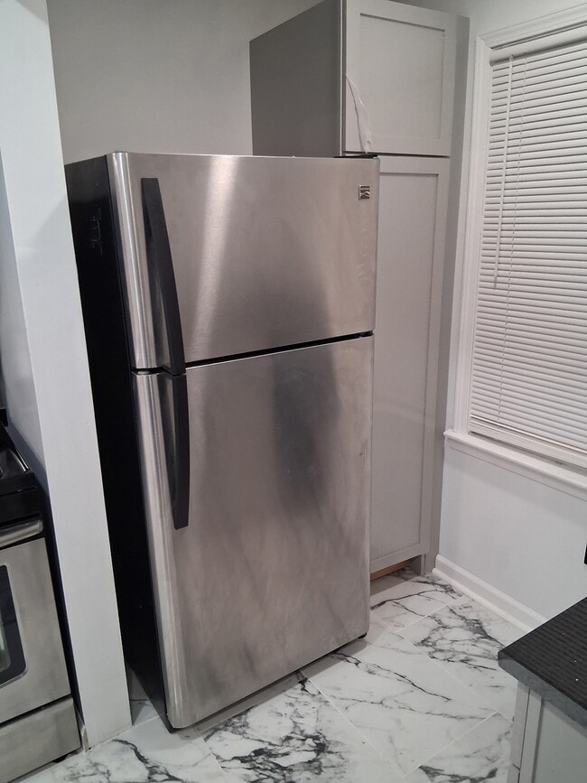 Building Photo - Vaughan