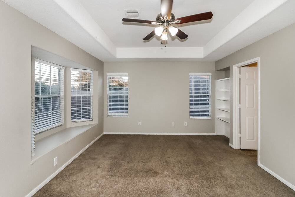 Building Photo - 12146 Landsdown Ridge Way