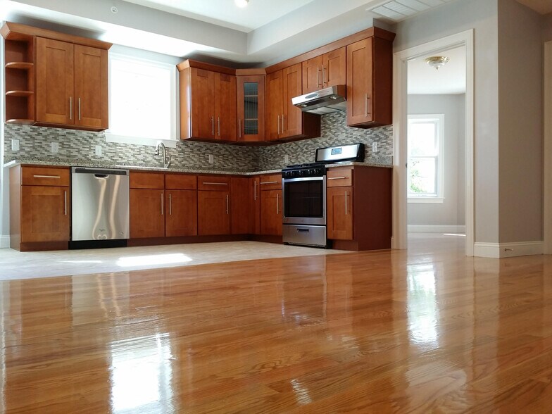 Building Photo - 43 Parkton Rd